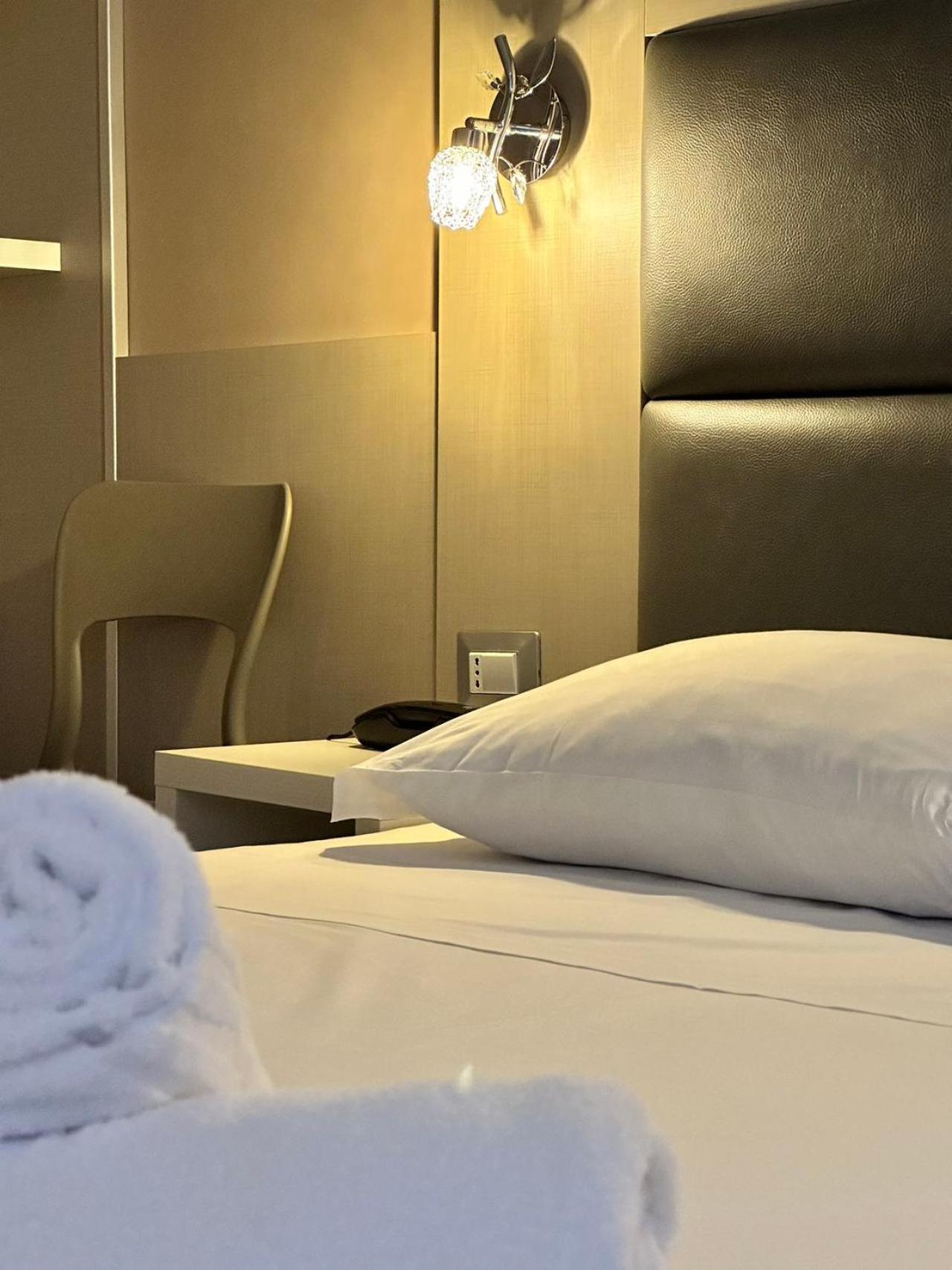 Hotel City 20 Milano Eksteriør billede